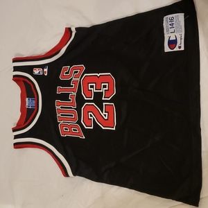 Vintage Youth Chicago Bulls Michael Jordan Jersey #23 ♦️